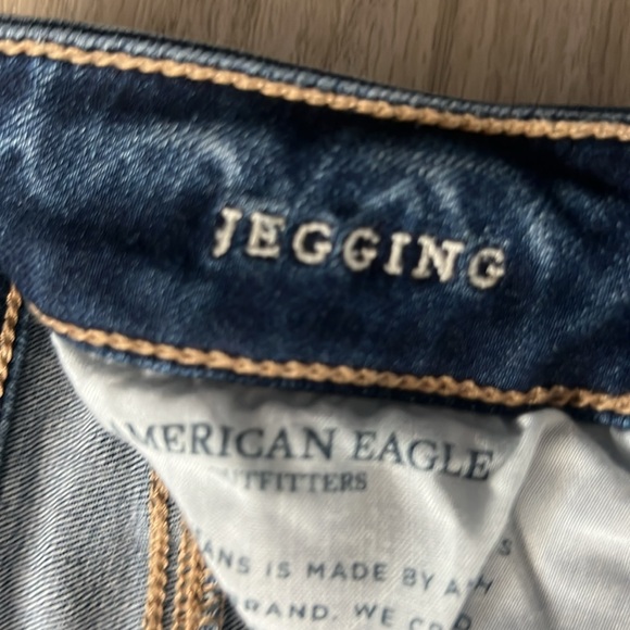 Distressed Medium Blue Size 6 X-long American Eagle Outfitter Jeggings - Picture 3 of 9